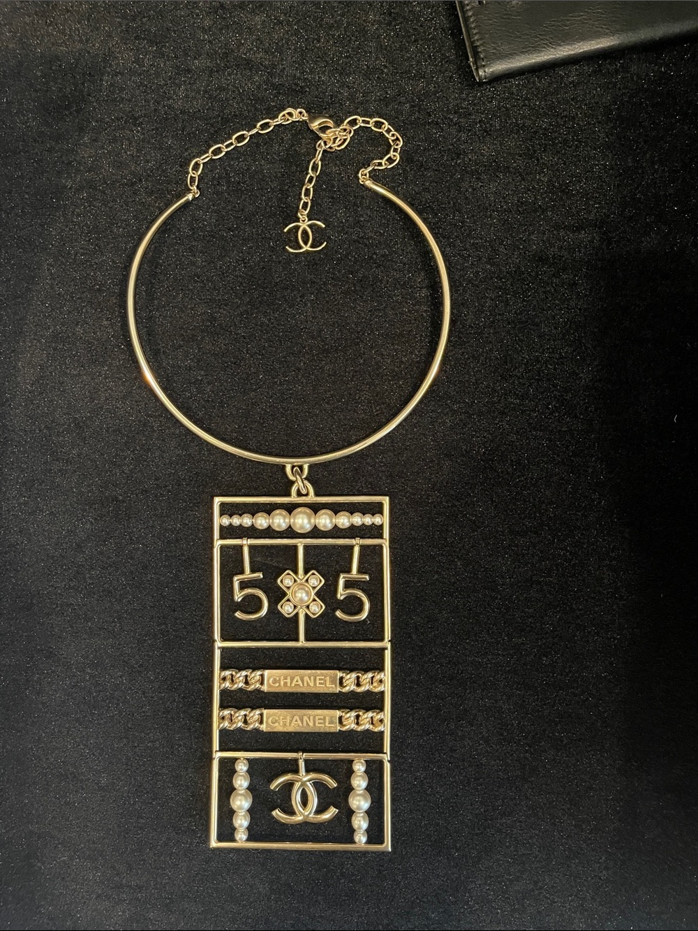 CHANEL Gold-Tone Statement Massive Pendant Necklace with Pearl Accents - Picture 15 of 17